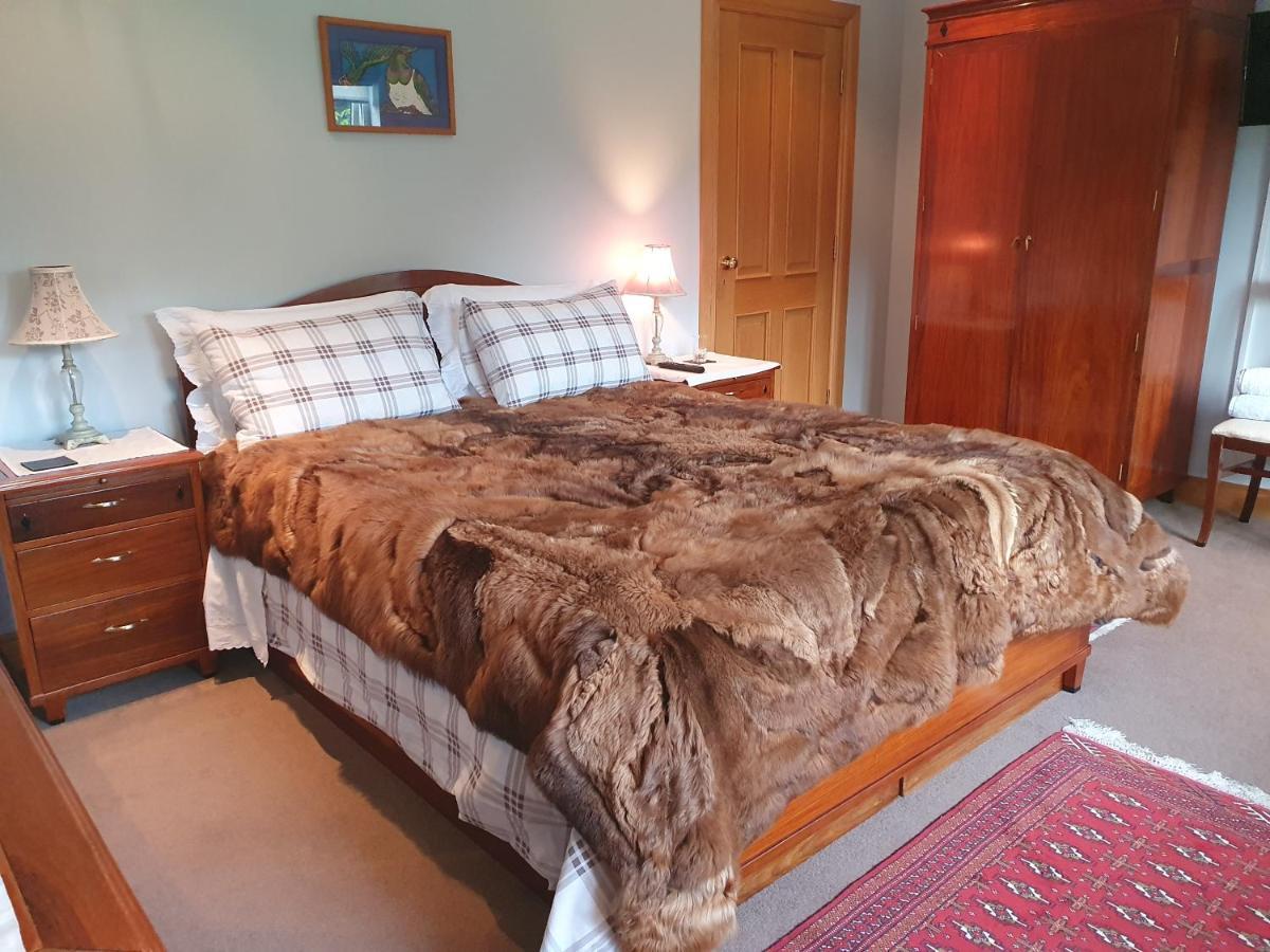 Lynster House Hotel Монахан Екстериор снимка