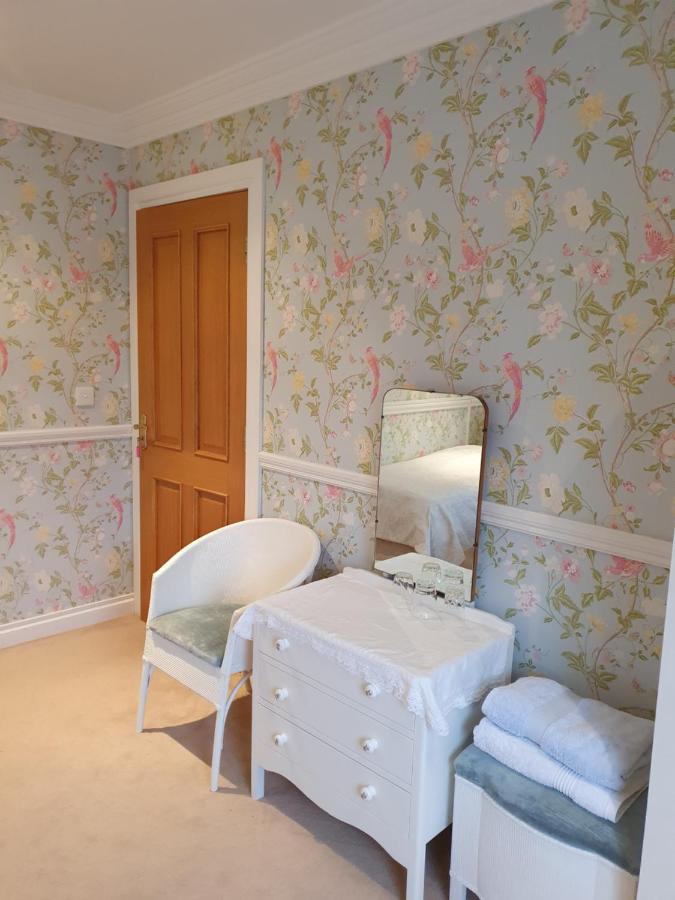 Lynster House Hotel Монахан Екстериор снимка