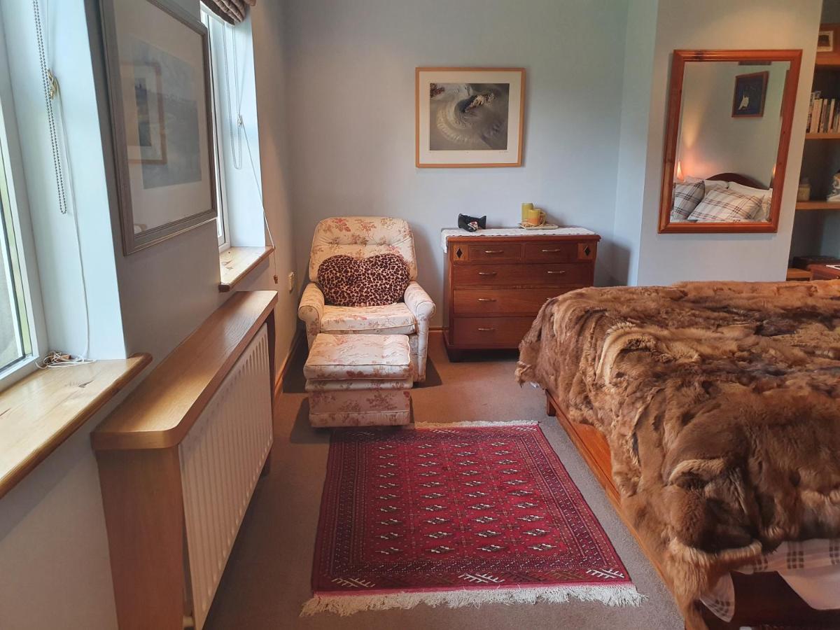 Lynster House Hotel Монахан Екстериор снимка