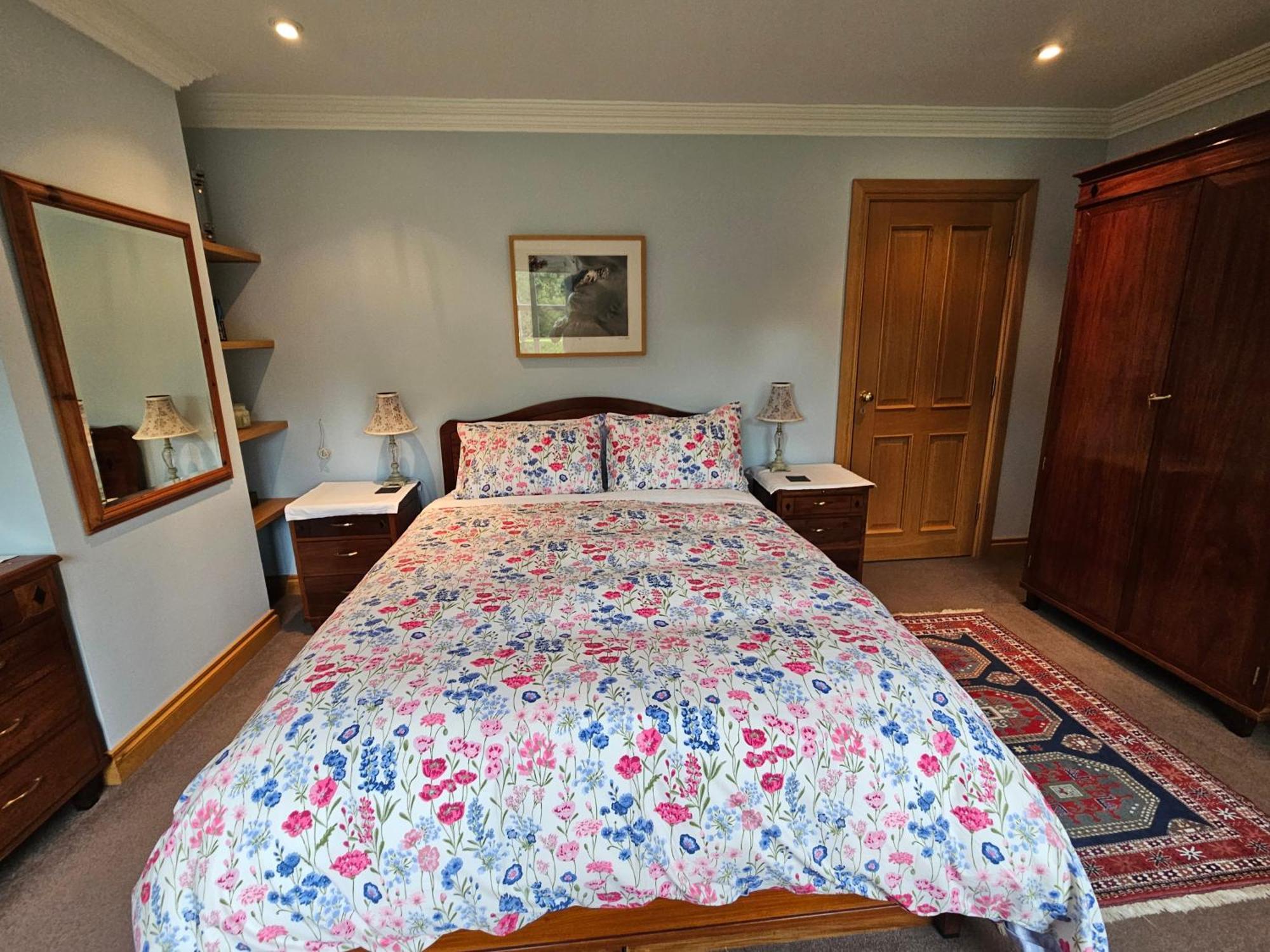 Lynster House Hotel Монахан Екстериор снимка