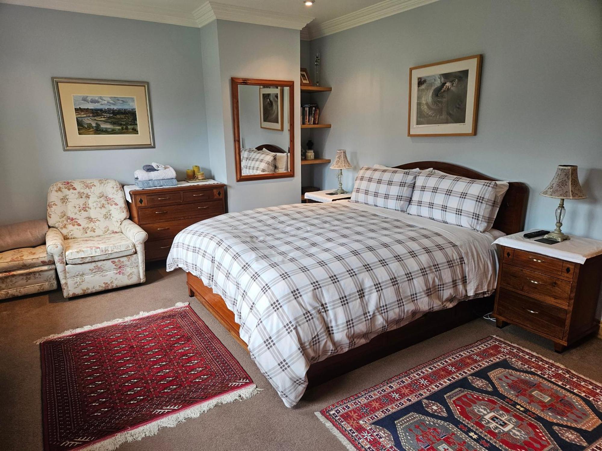 Lynster House Hotel Монахан Екстериор снимка